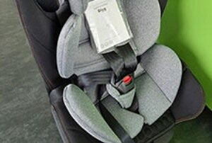 veiligheidswaarschuwing mamaloes ding autostoel