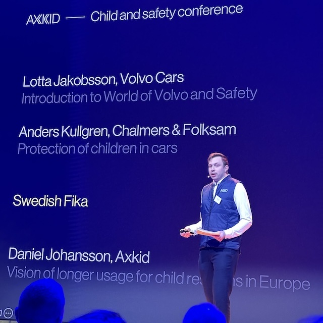 Axkid child safety conference rearwards facing carseat