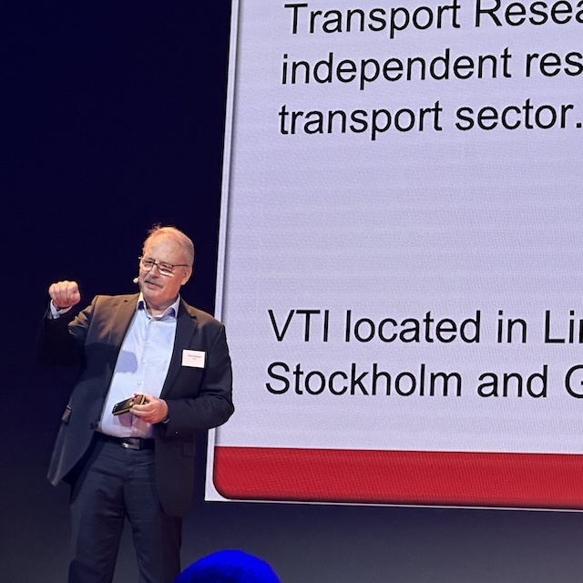 Axkid child safety conference rearwards facing carseat