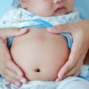dikke buik baby